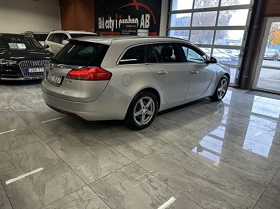 Opel Insignia 2012 photo 4