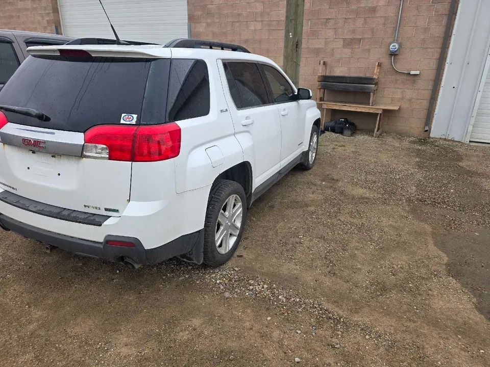GMC Terrain 2011 photo 4