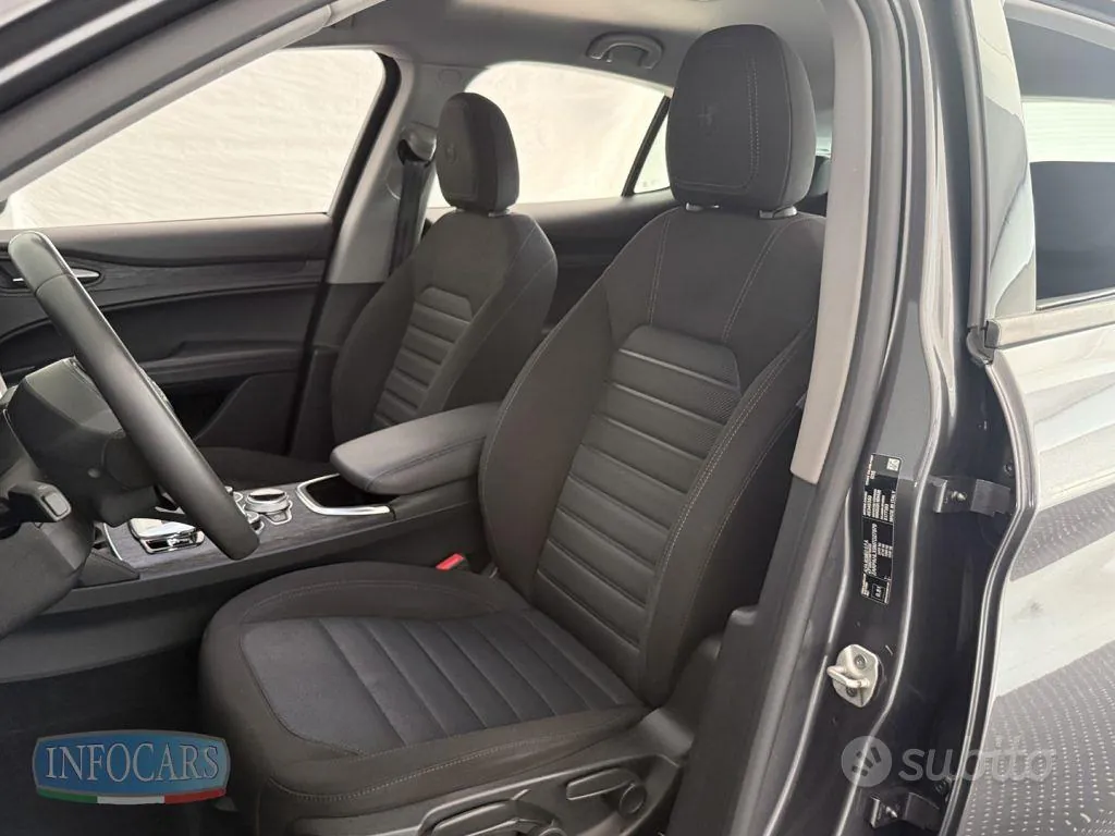 Alfa Romeo Stelvio 2021 photo 5