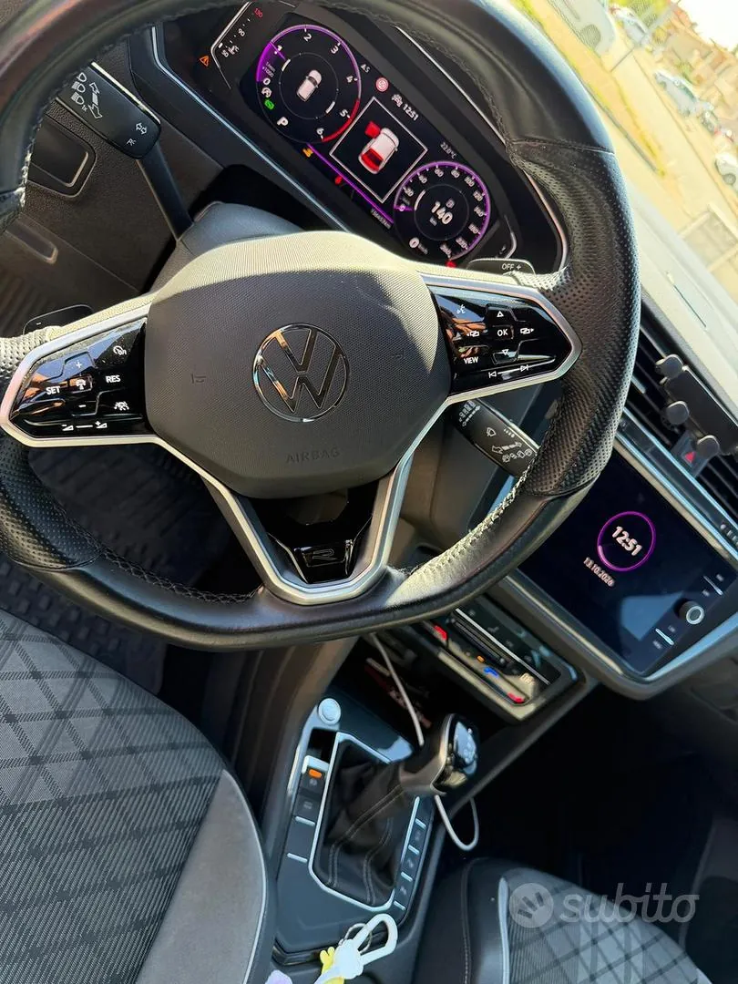 Volkswagen Tiguan 2023 photo 2
