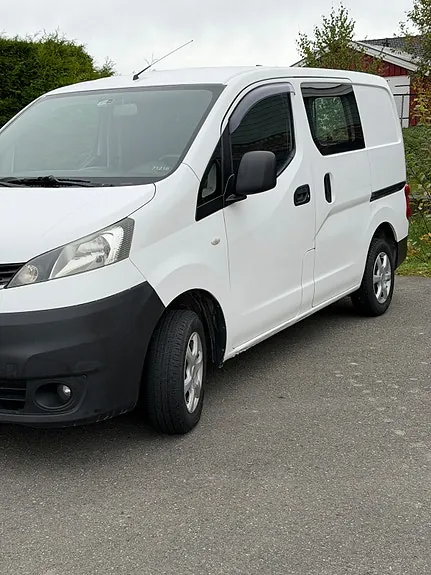 Nissan Nv200 2010 photo 2