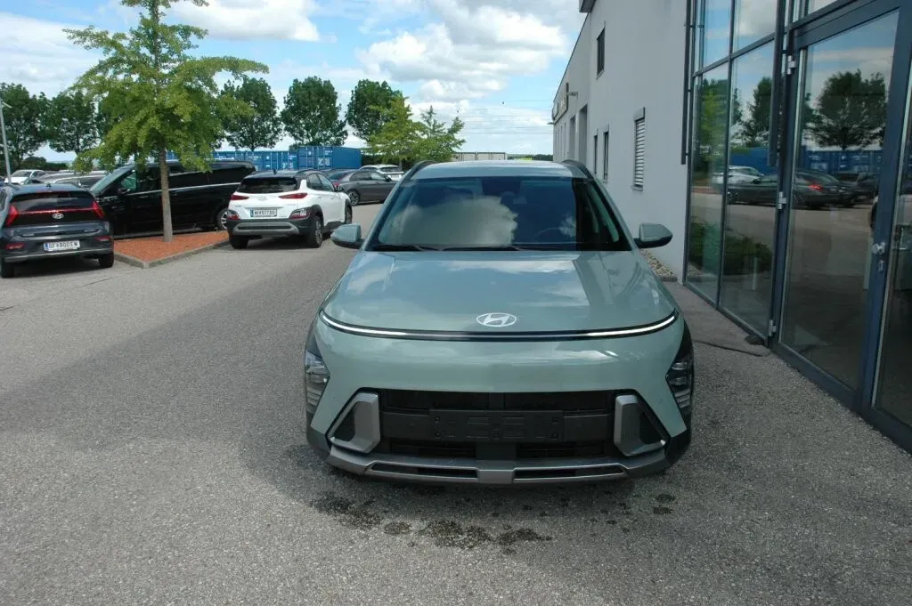 Hyundai Kona photo 2
