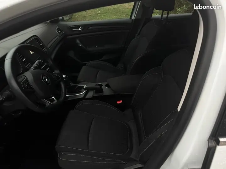 Renault Megane 2019 photo 5