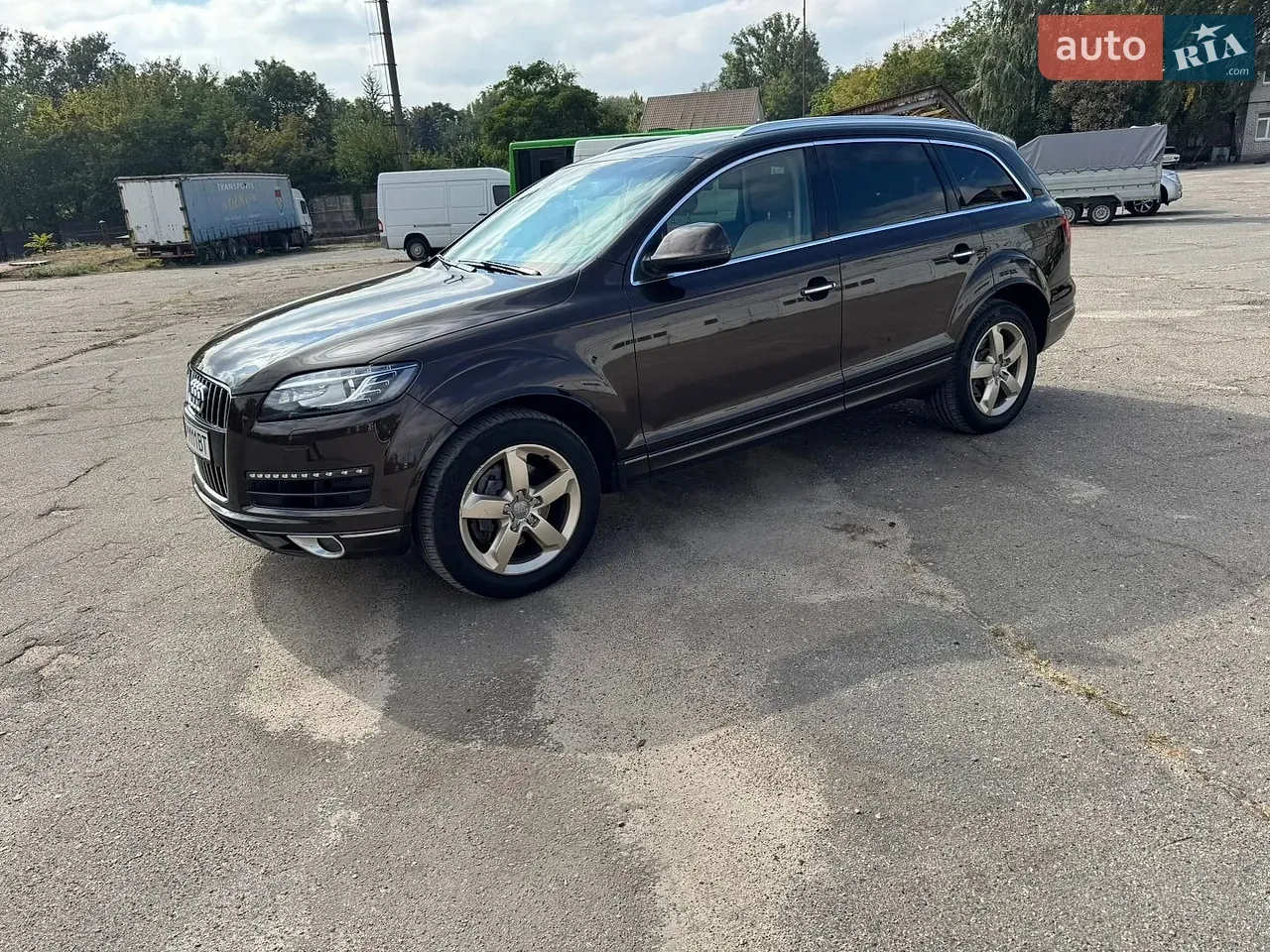 Audi Q7 2012 photo 3