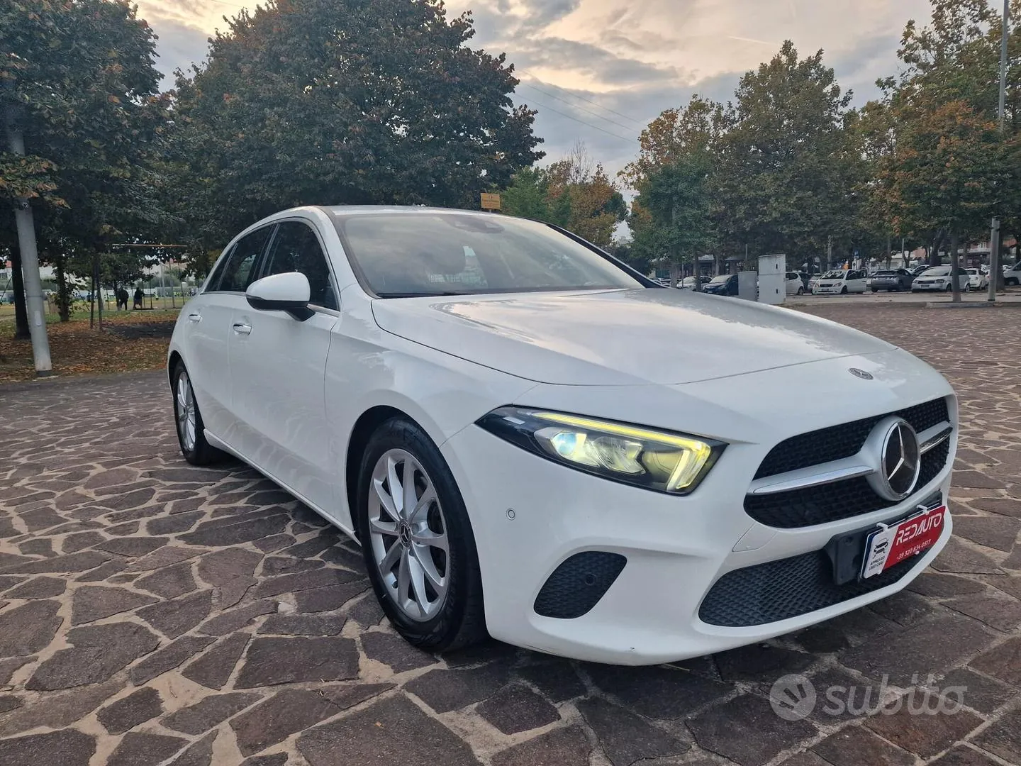 Mercedes-Benz A 180 2018 photo 3