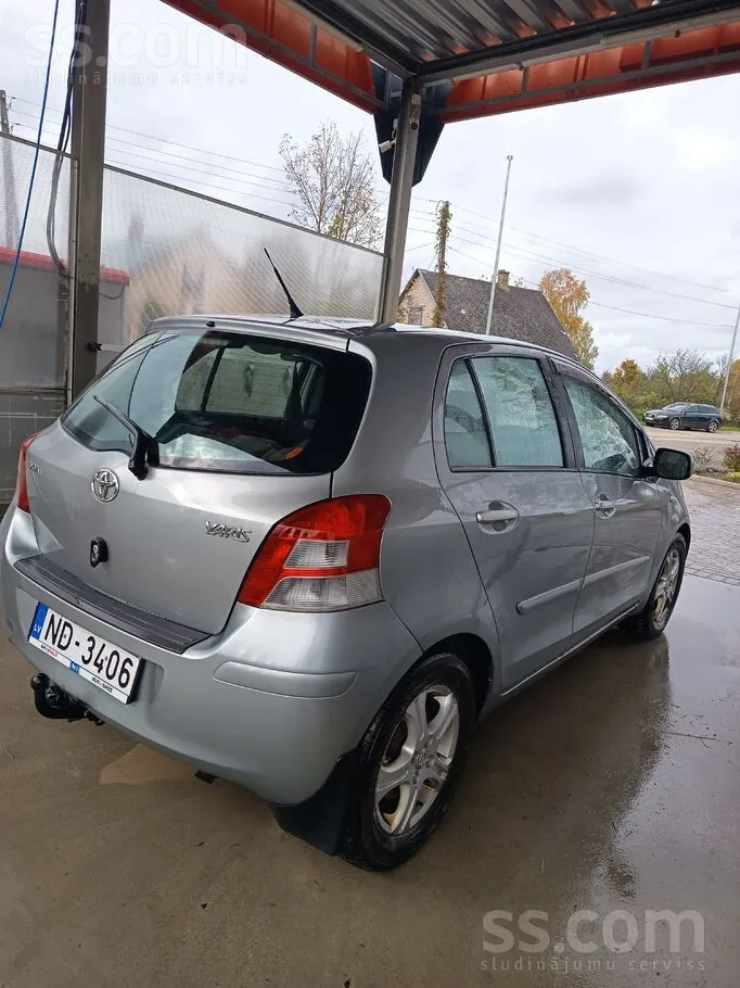 Toyota Yaris 2010 photo 4