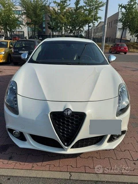 Alfa Romeo Giulietta 2016 photo 5