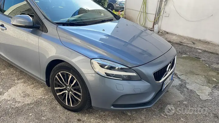 Volvo V40 2019 photo 5