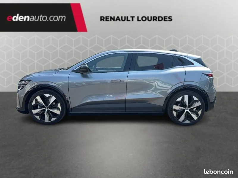 Renault Megane 2023 photo 2