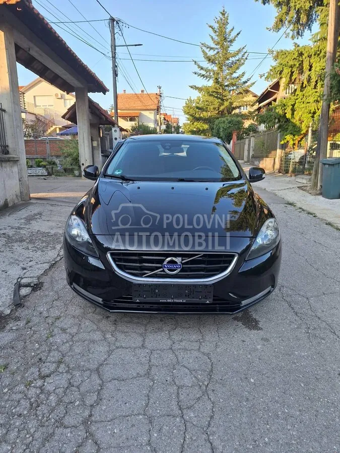 Volvo V40 2014 photo 2