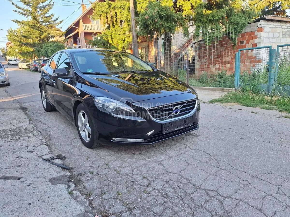 Volvo V40 2014 photo 4