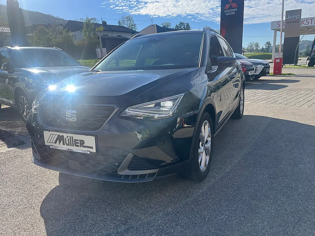 Seat Arona