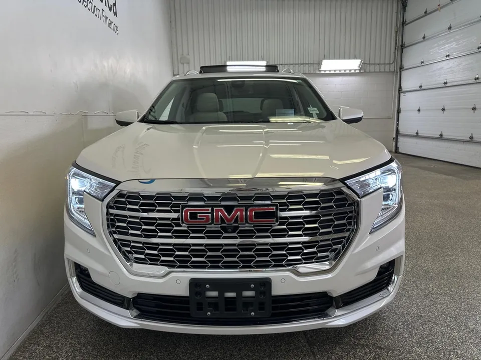 GMC Terrain 2024 photo 3