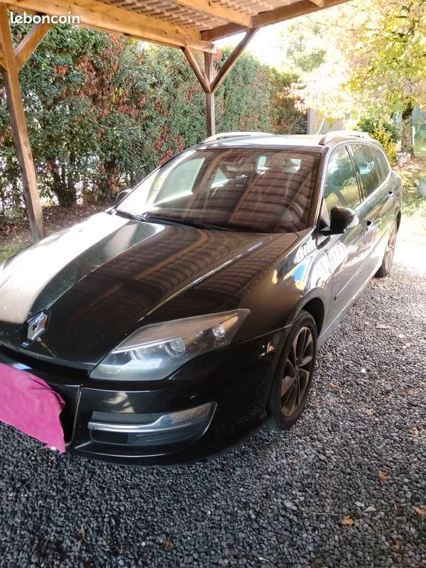 Renault Laguna 2014 photo 3