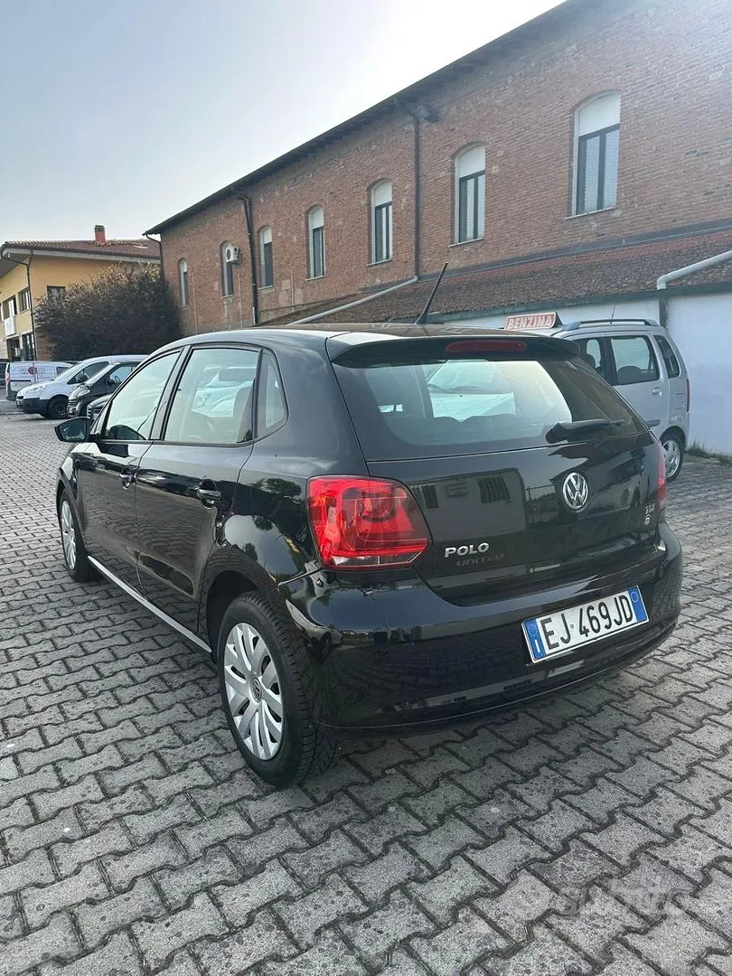 Volkswagen Polo 2011 photo 3