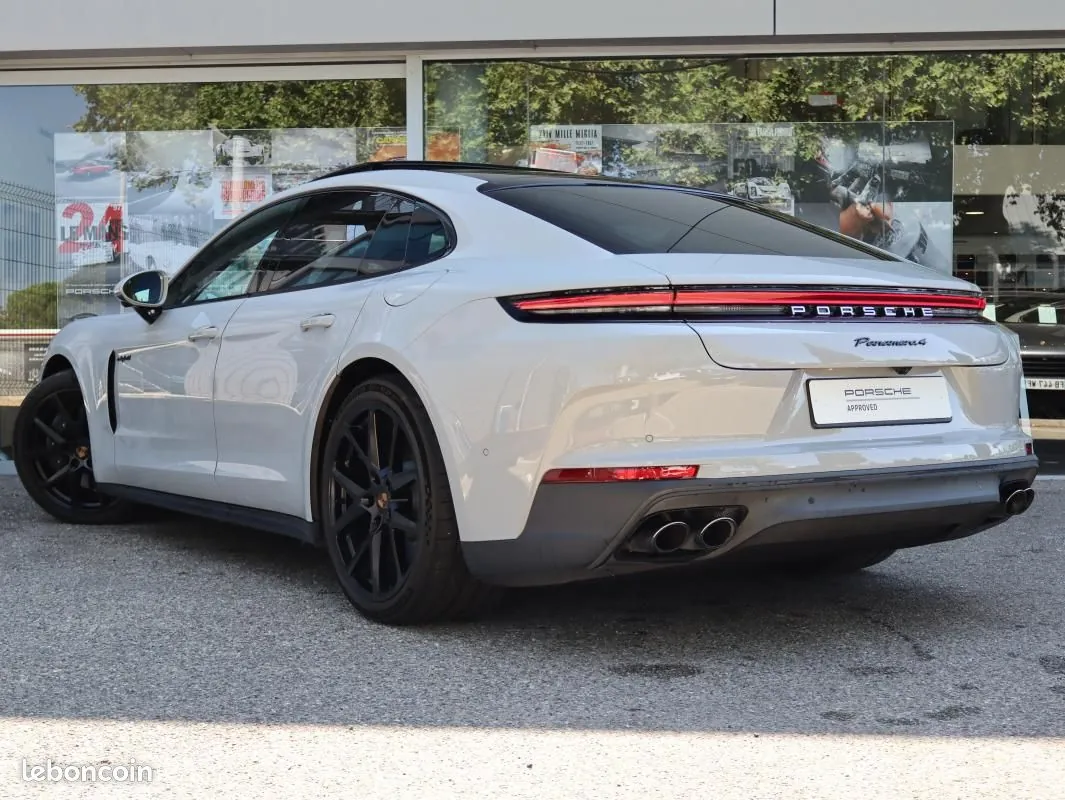 Porsche Panamera 2024 photo 3