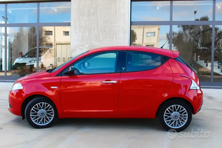 Lancia Ypsilon 2012 photo 4