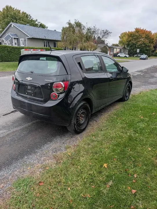 Chevrolet Sonic 2012 photo 4