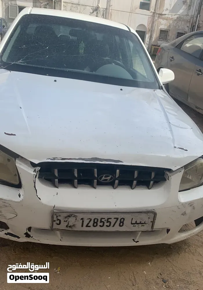 Hyundai Verna 2002 photo 4
