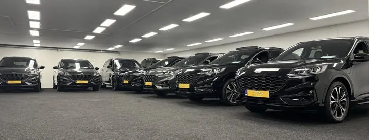 Ford Kuga 2022 photo 2
