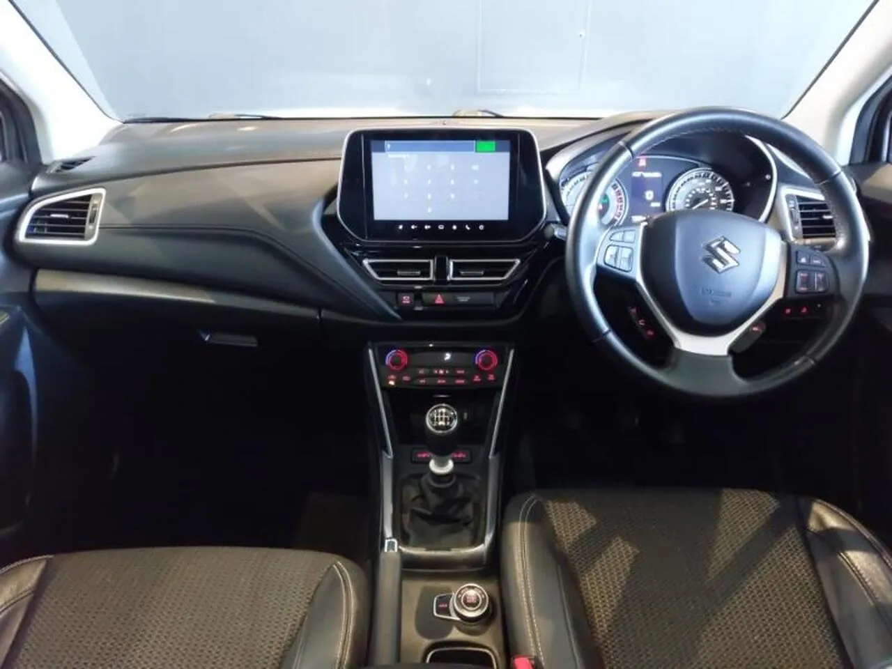 Suzuki S-Cross 2023 photo 3
