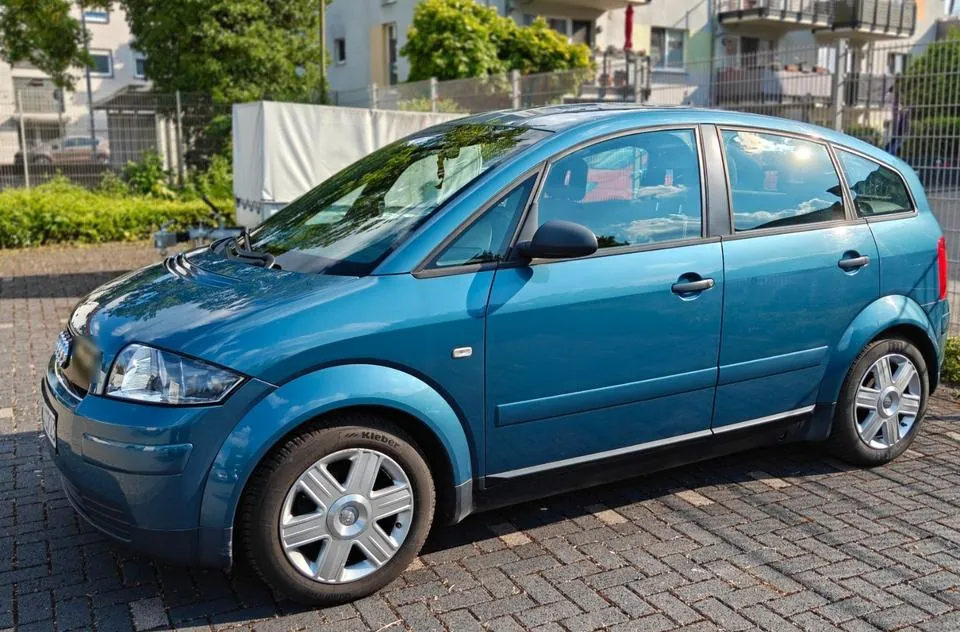 Audi A2