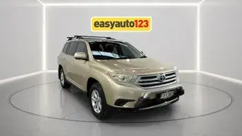 Toyota Highlander 2011 photo 2