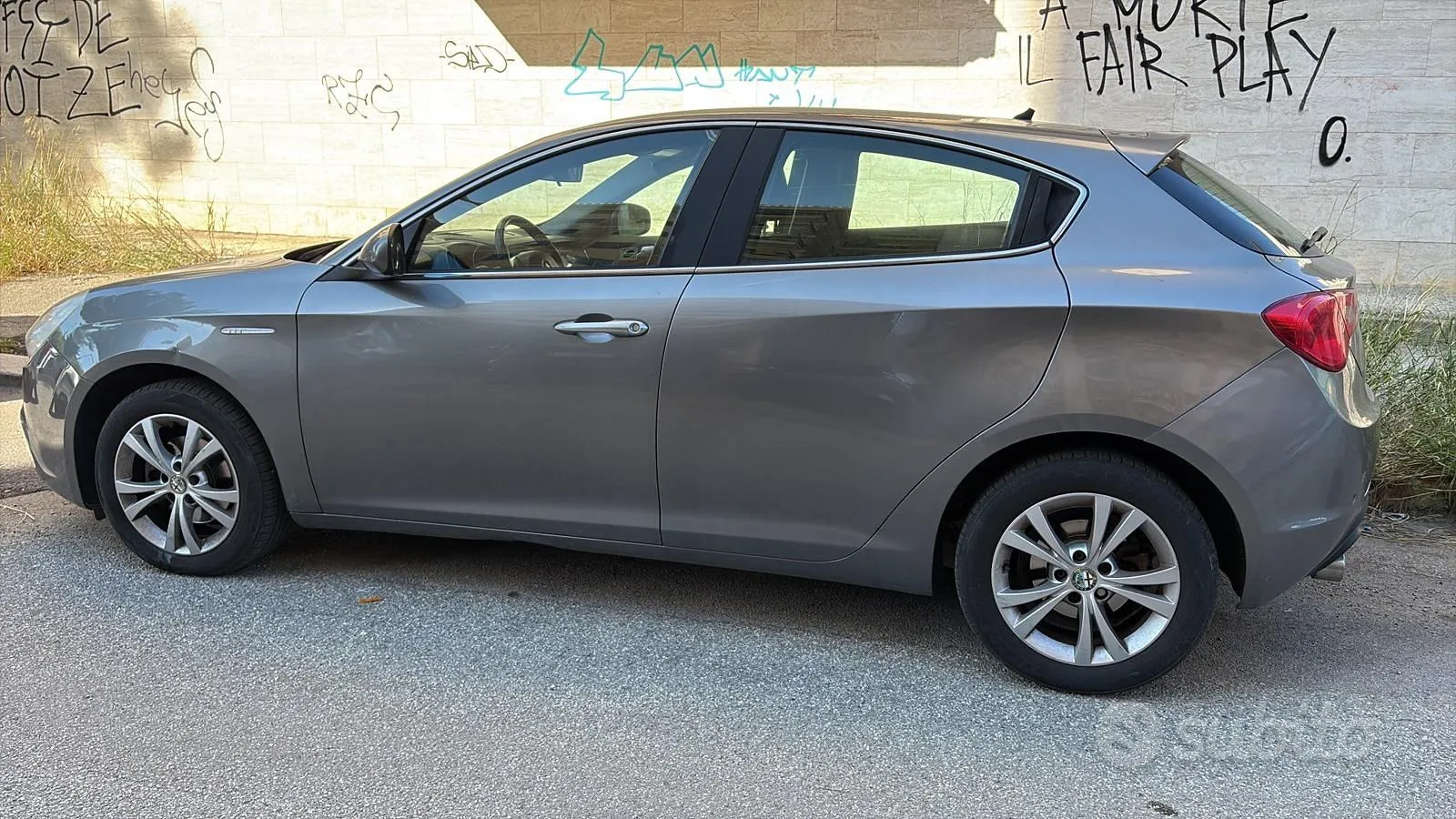 Alfa Romeo Giulietta 2013 photo 2