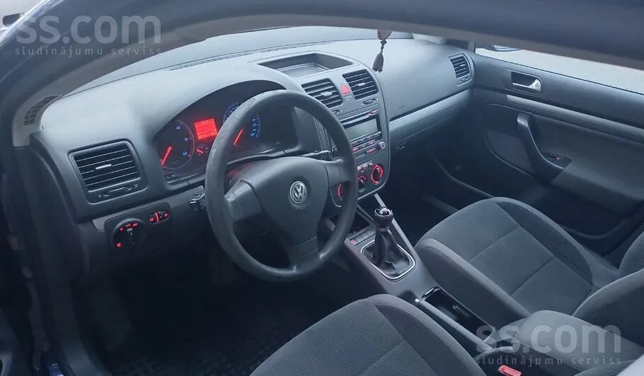 Volkswagen Golf 5 2008 photo 2