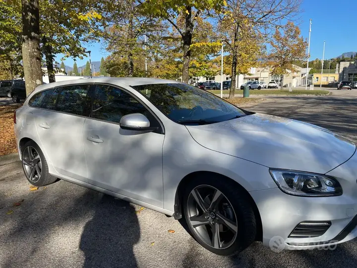 Volvo V60 2015 photo 3