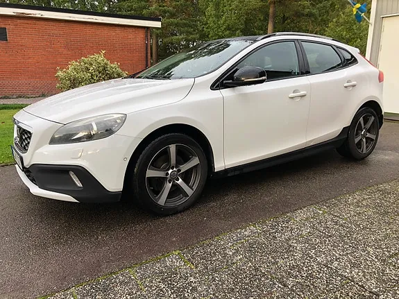 Volvo V40 Cross Country 2014 photo 5
