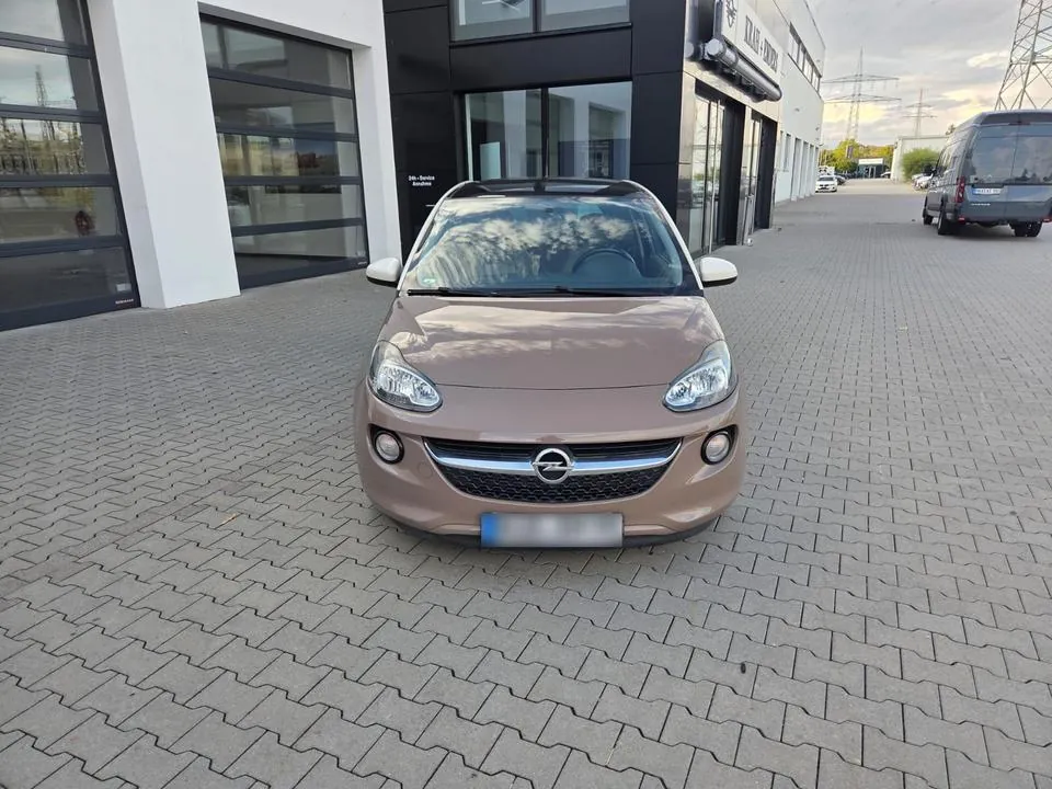 Opel Adam