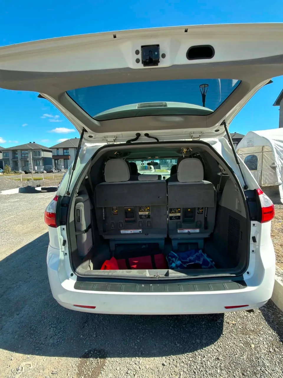 Toyota Sienna 2015 photo 3