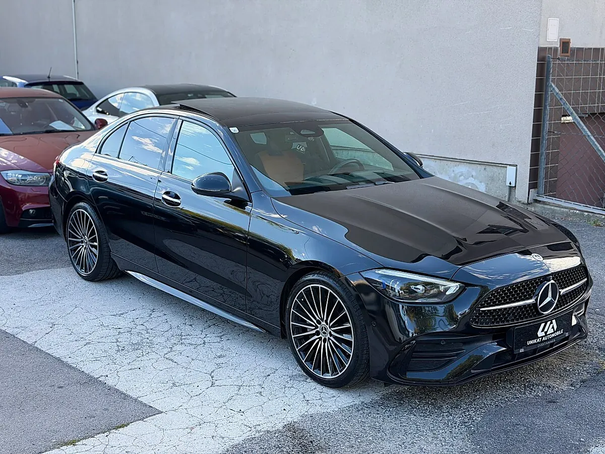 Mercedes-Benz C-Class 2024 photo 2