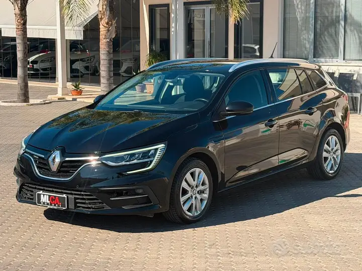 Renault Megane 2022 photo 2
