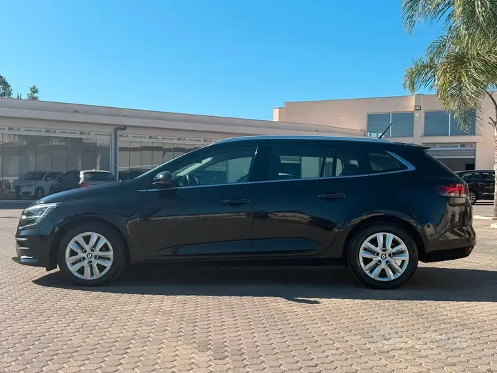 Renault Megane 2022 photo 5
