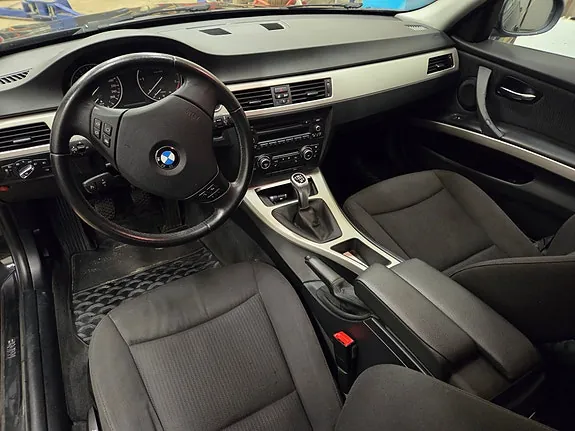 BMW 320D 2012 photo 5