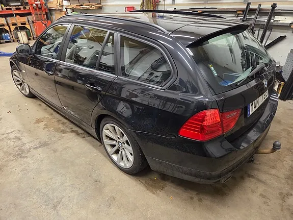 BMW 320D 2012 photo 3
