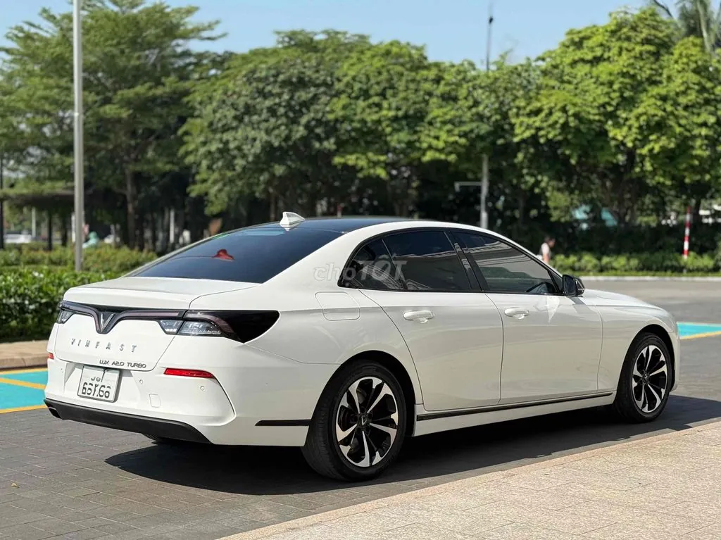 Vinfast Lux A2.0 2022 photo 5