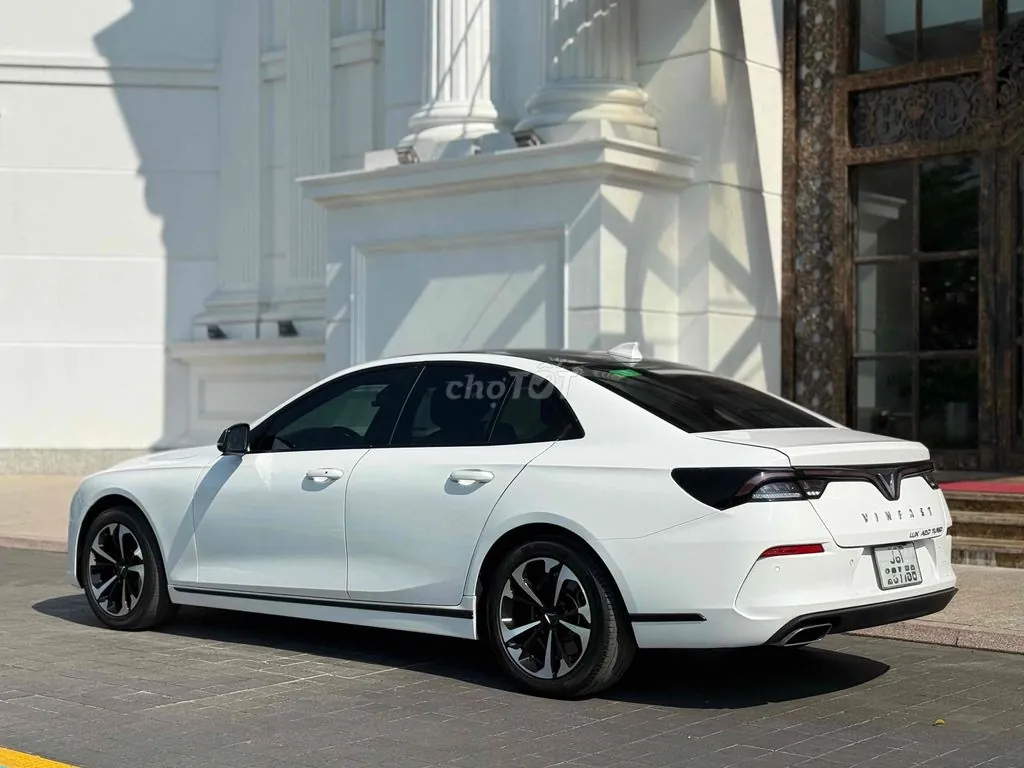 Vinfast Lux A2.0 2022 photo 4