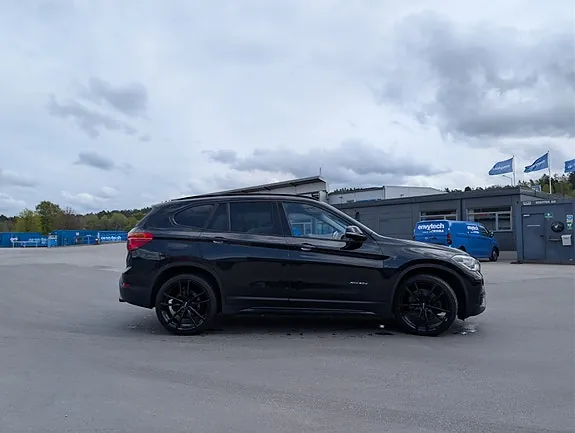BMW X1 2017 photo 4
