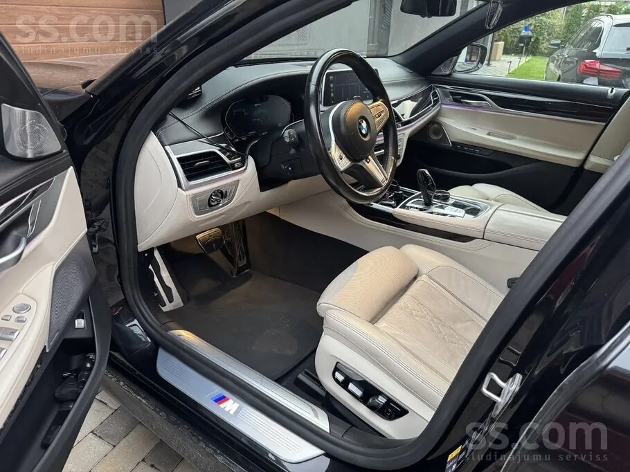 BMW 745E 2019 photo 4