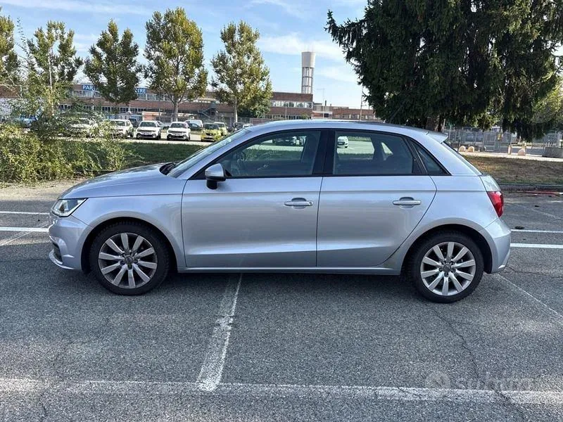 Audi A1 2015 photo 2