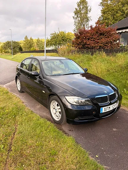 BMW 320I 2006 photo 2