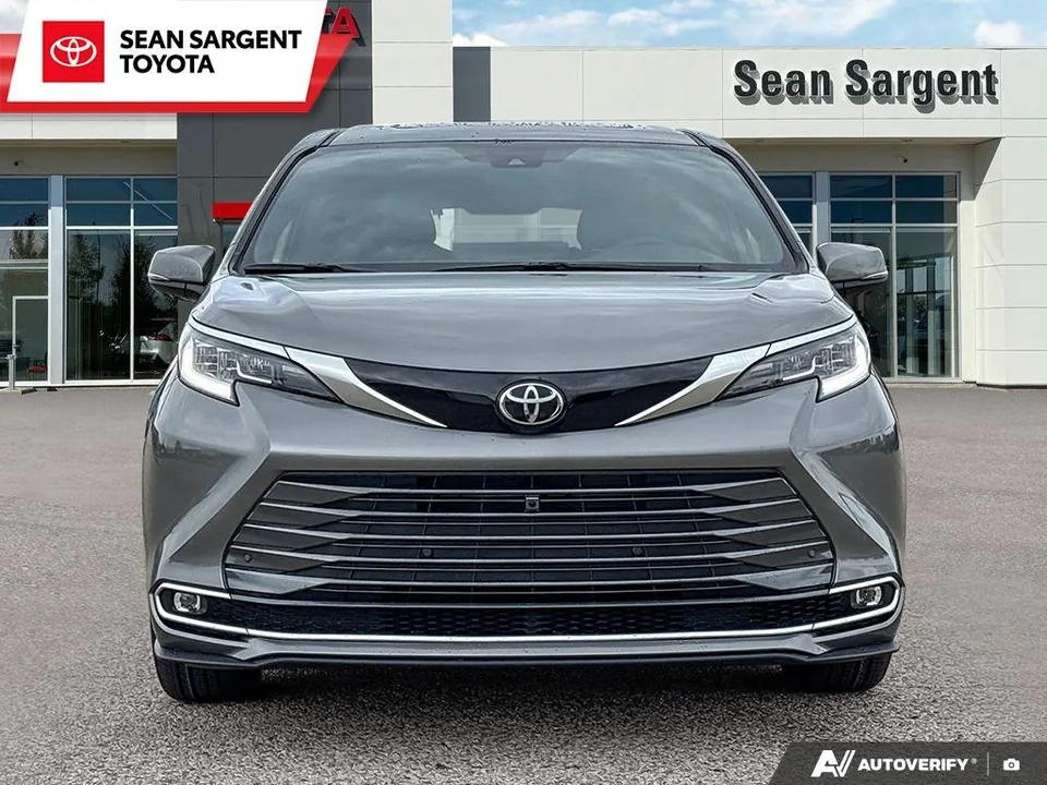 Toyota Sienna 2026 photo 2