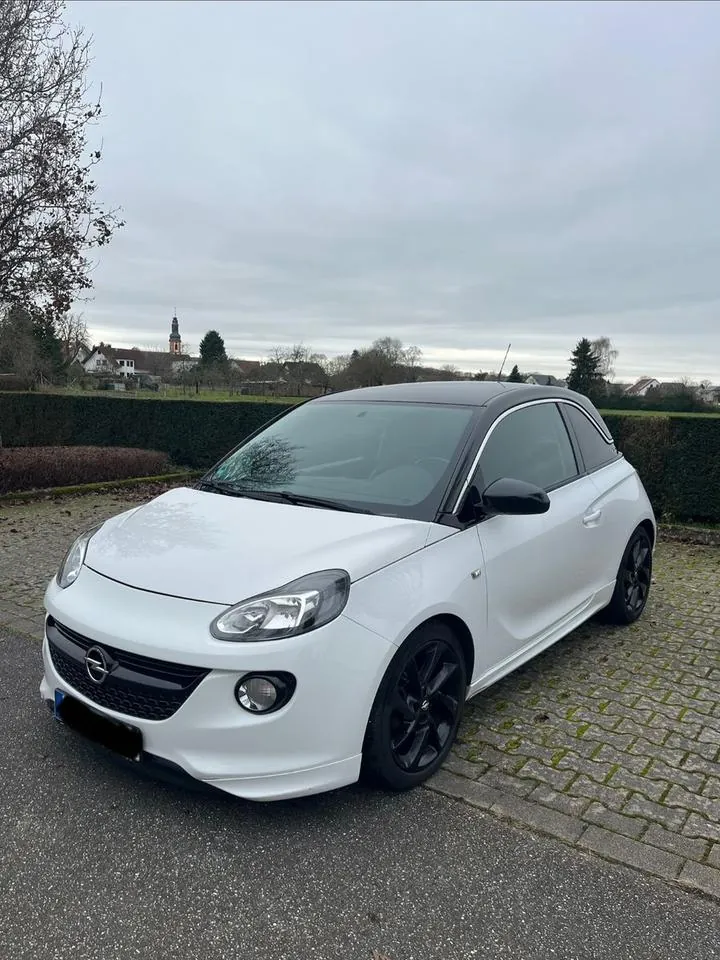Opel Adam