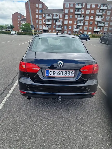 Volkswagen Jetta 2011 photo 3