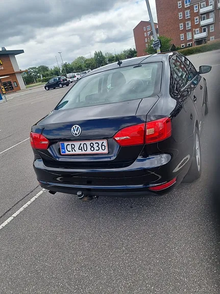 Volkswagen Jetta 2011 photo 2