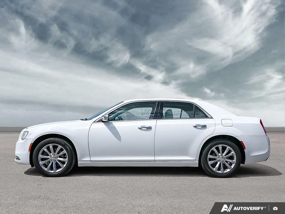 Chrysler 300 2018 photo 3
