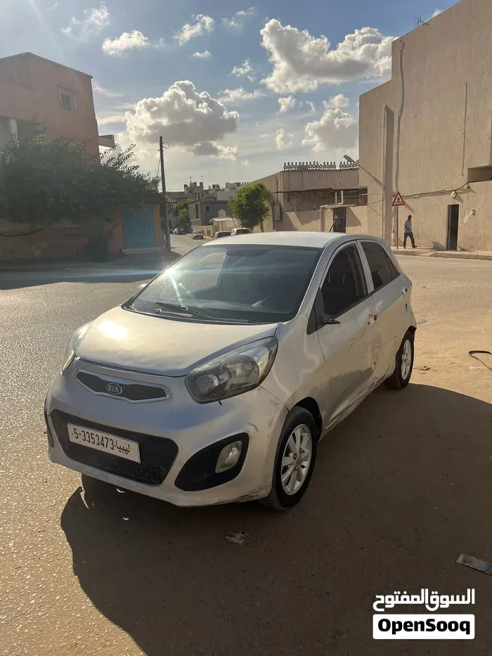 Kia Rio 2013 photo 3
